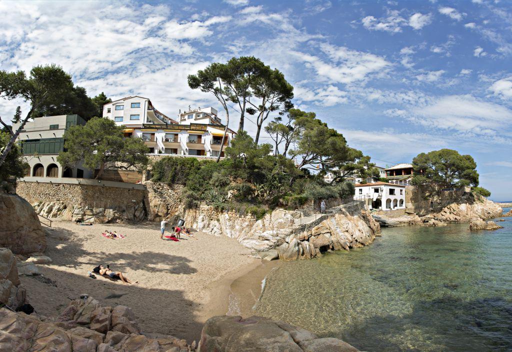 Hotel Aigua Blava Begur Bagian luar foto