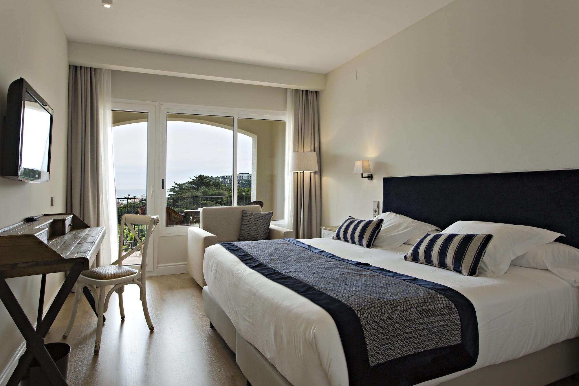 Hotel Aigua Blava Begur Bagian luar foto